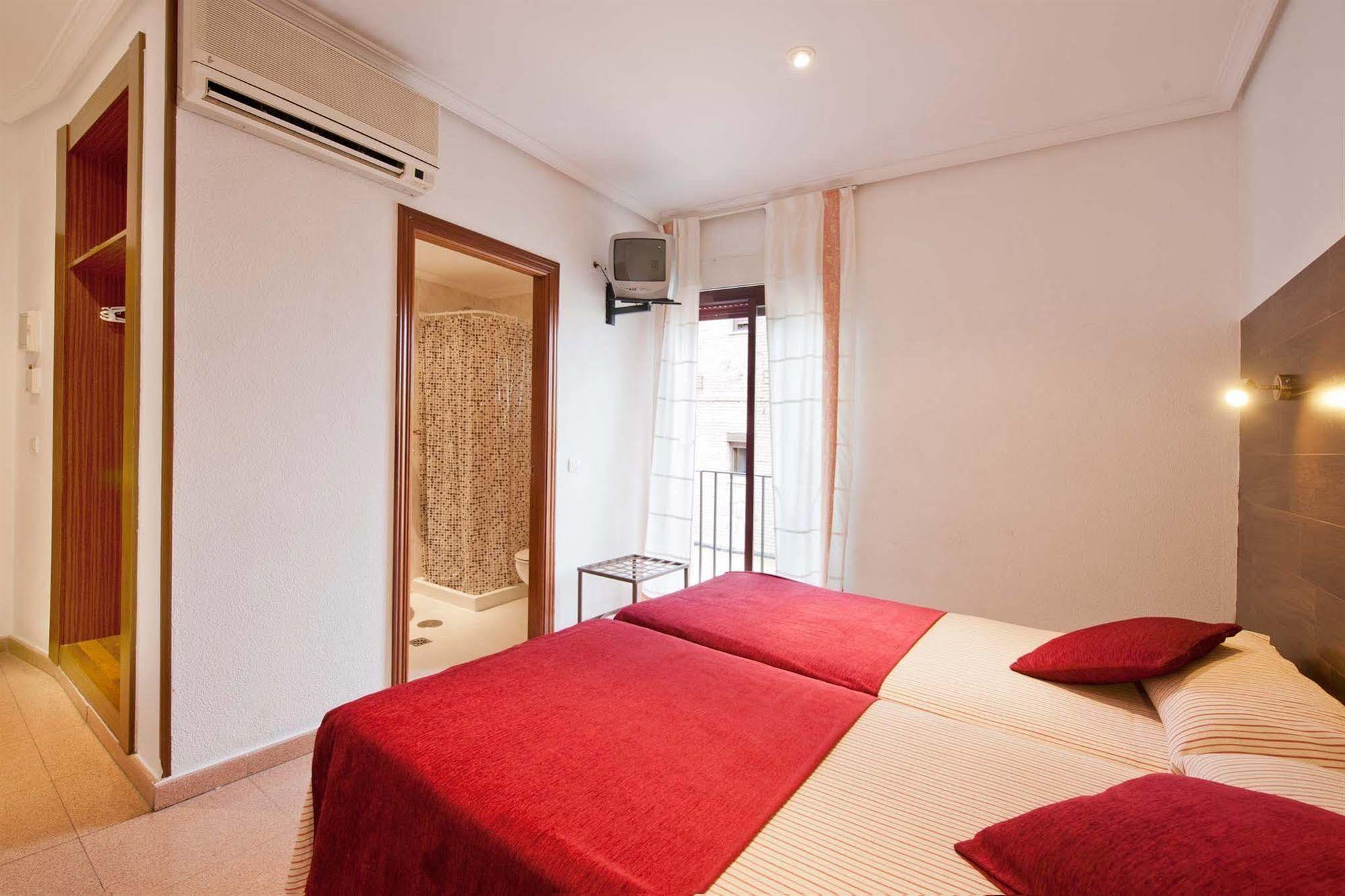 Hostal Sol Toledo Eksteriør billede