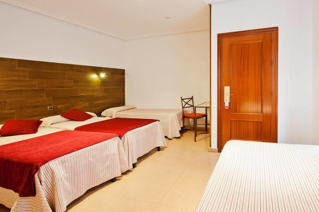 Hostal Sol Toledo Eksteriør billede